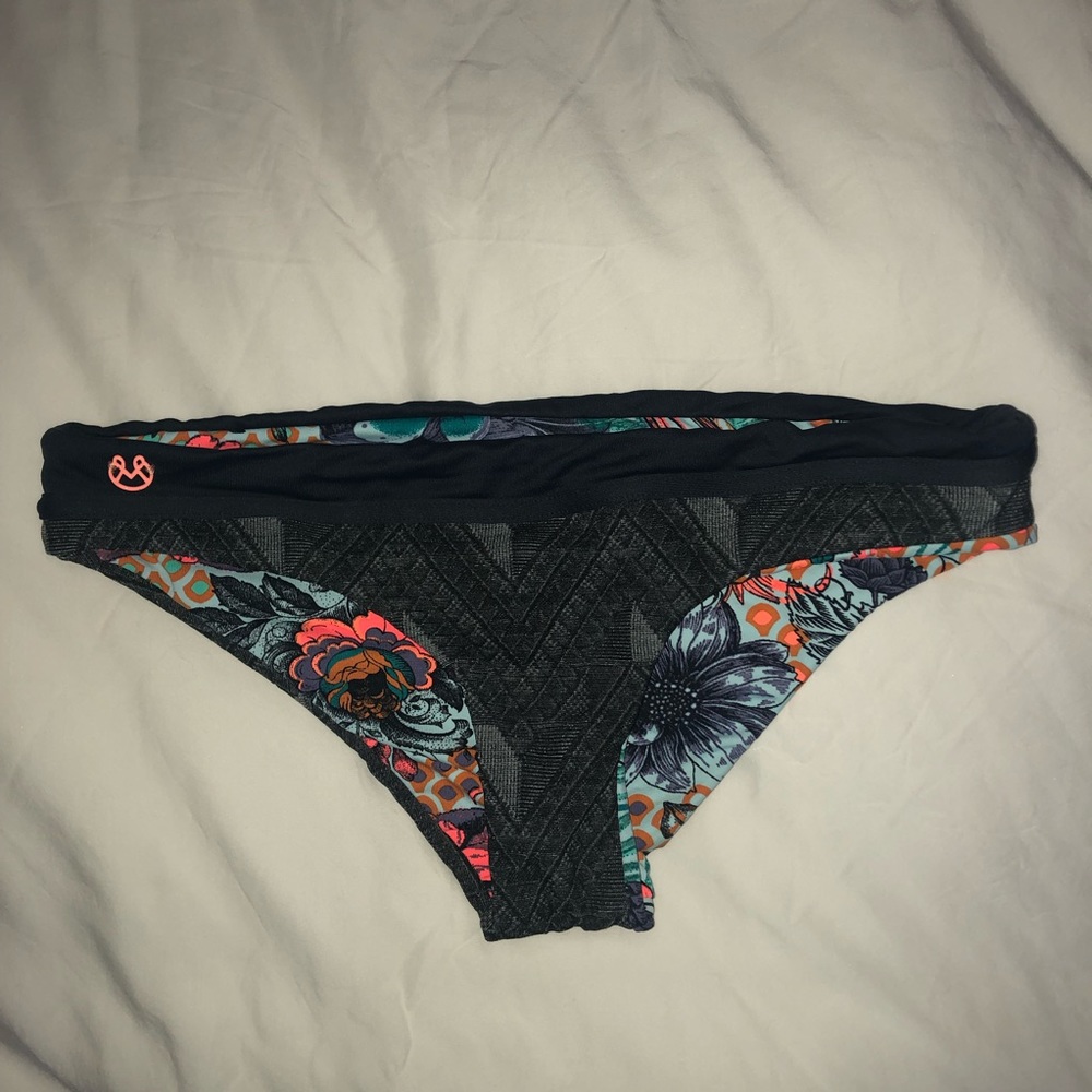 Maaji Swim Bottom Size S